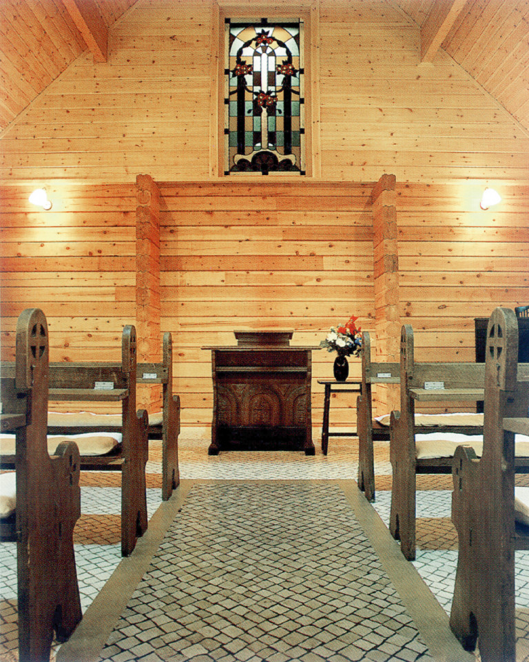 Log_Church_Japan_5.jpg