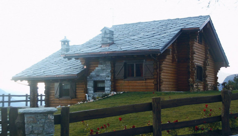 Log_Cabin_Italy_Aosta_7.jpg