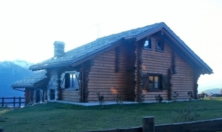 Log_Cabin_Italy_Aosta_8.jpg